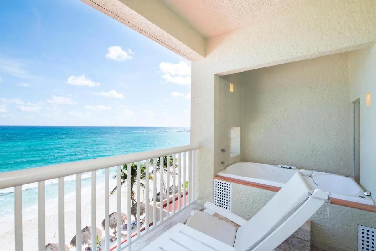 Hotel Club Regina Cancun