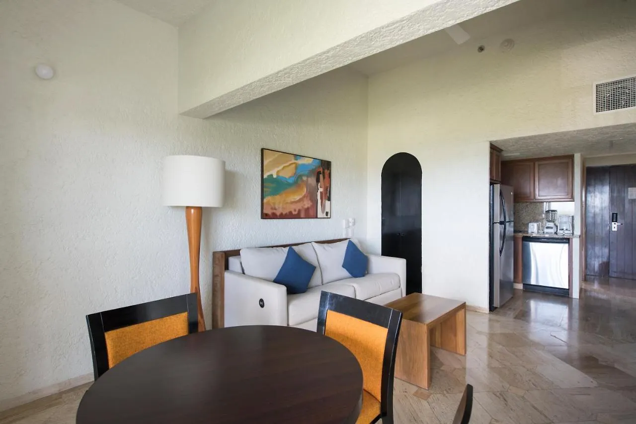 Hotel Club Regina Cancun