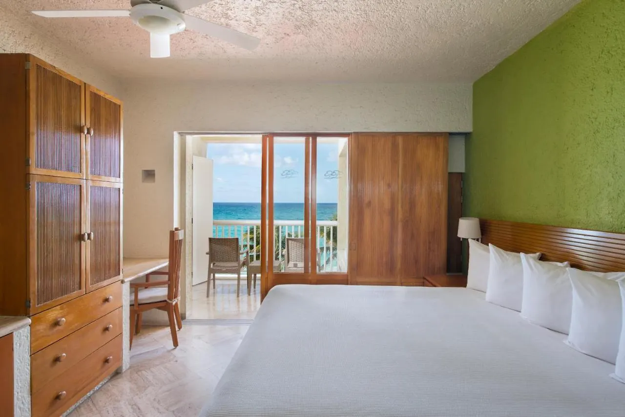 Hotel Club Regina Cancun