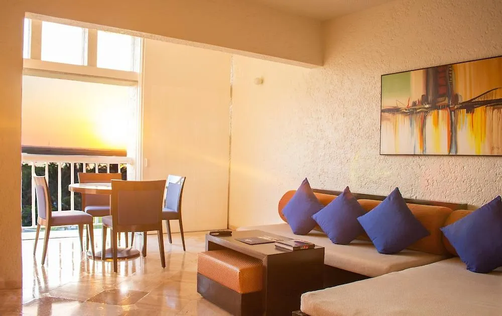Hotel Club Regina Cancun