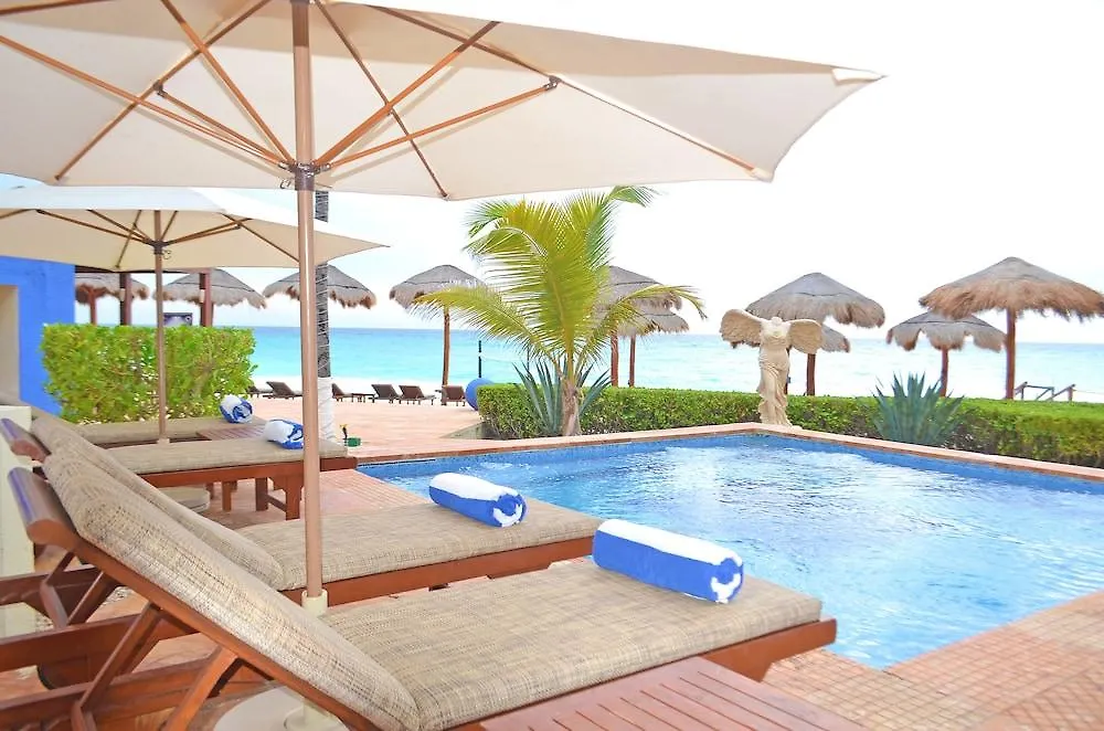 Club Regina Cancun Mexico