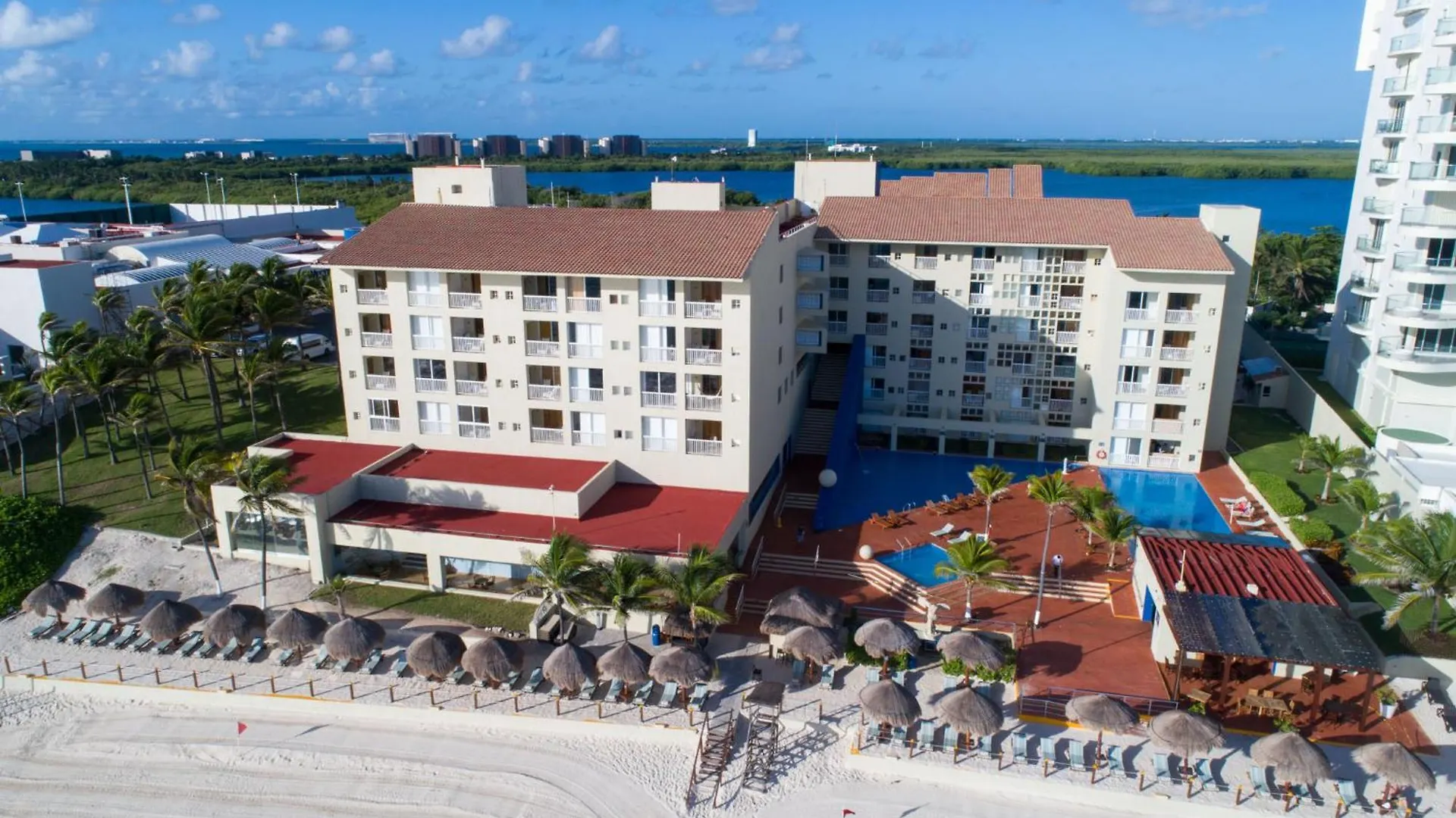 Club Regina Cancun Hotel