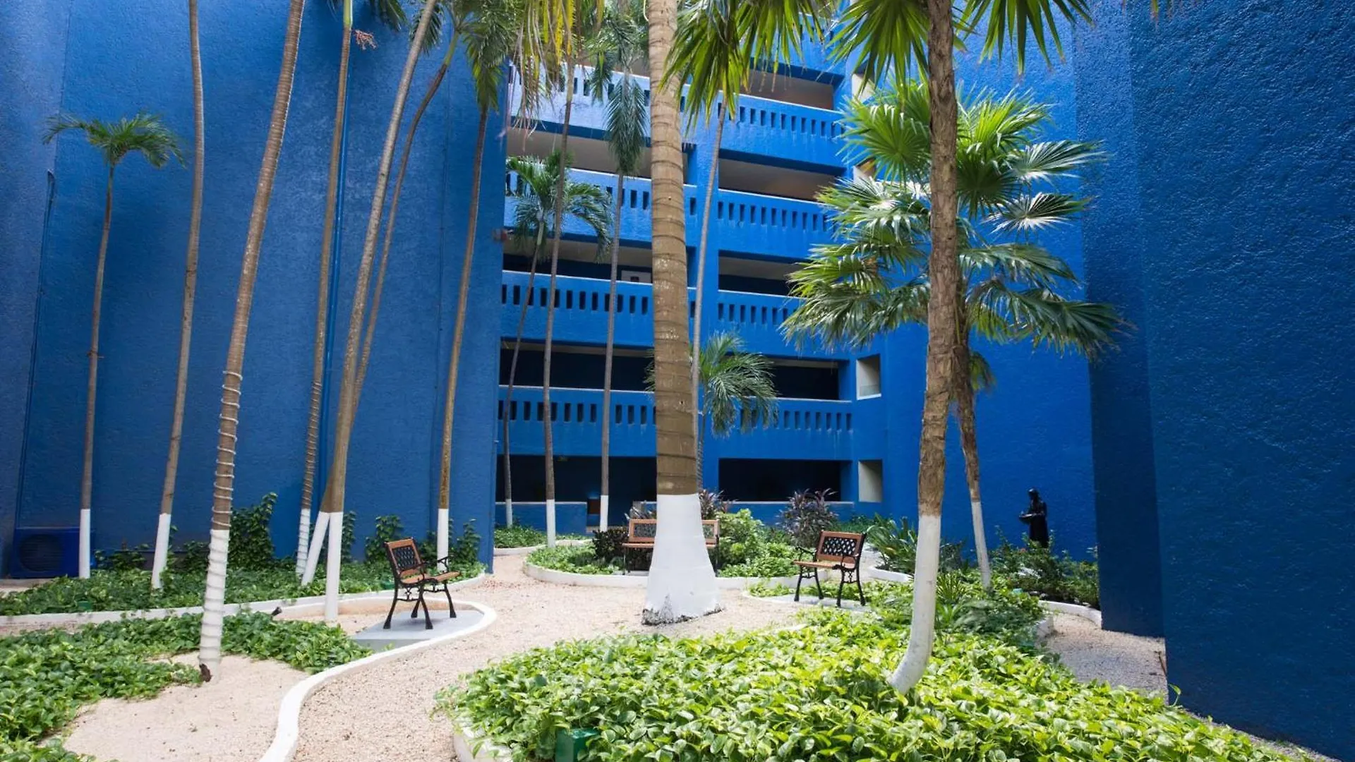 Club Regina Cancun