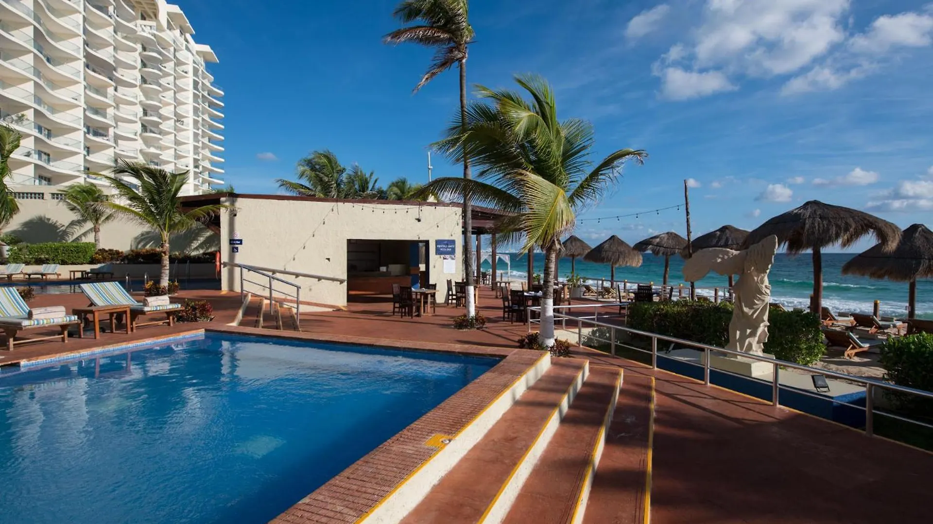 Hotel Club Regina Cancun